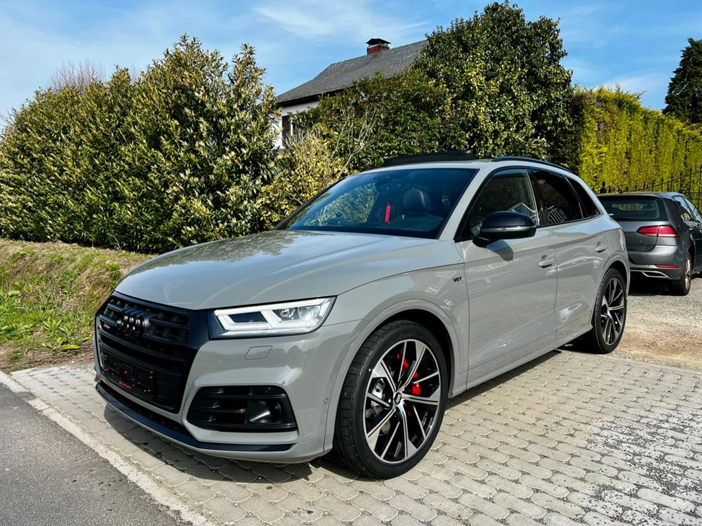 Audi SQ5 / 2019 / 3.0 TDI 347 Pk / 21Inch / Pano / NardoGrey, Automaat, https://public.car-pass.be/vhr/c8d5e7bd-f9d3-4f2f-8549-490d12efc153