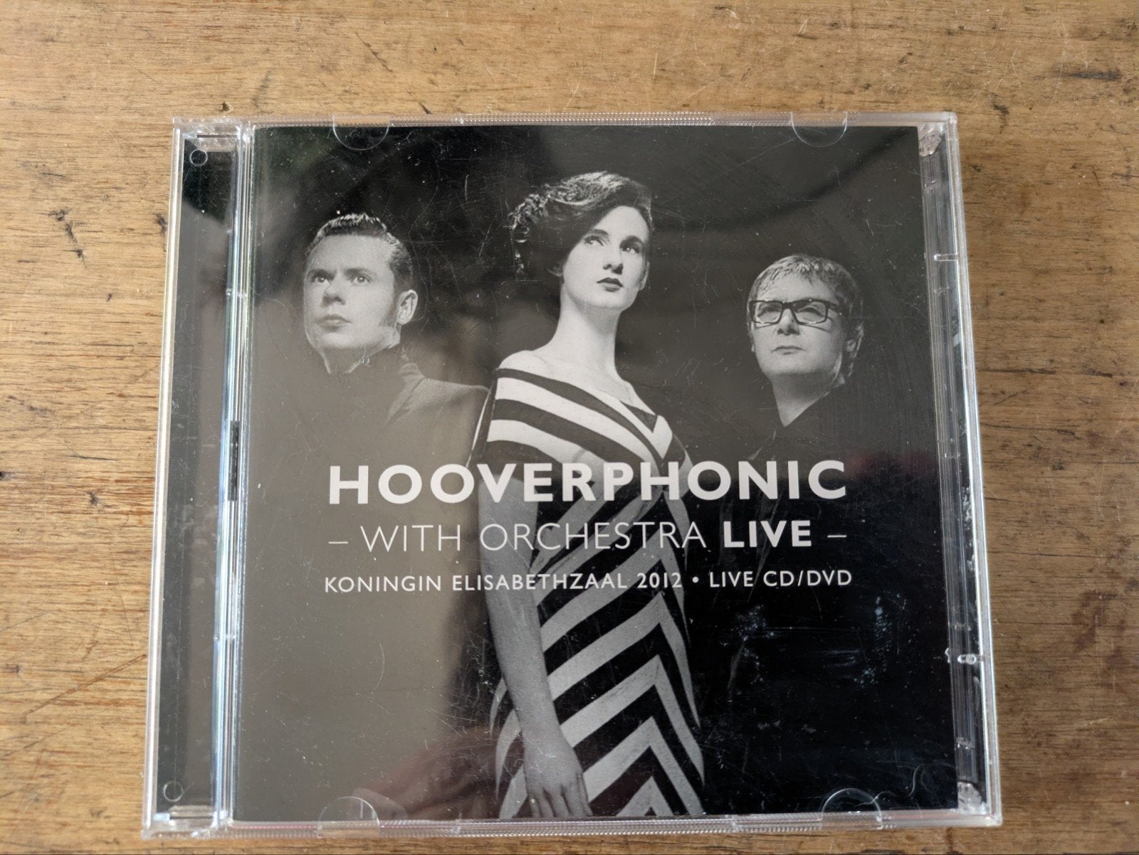 Hooverphonic with orchestra  live cd / dvd, Cd's en Dvd's, Ophalen of Verzenden, Zo goed als nieuw