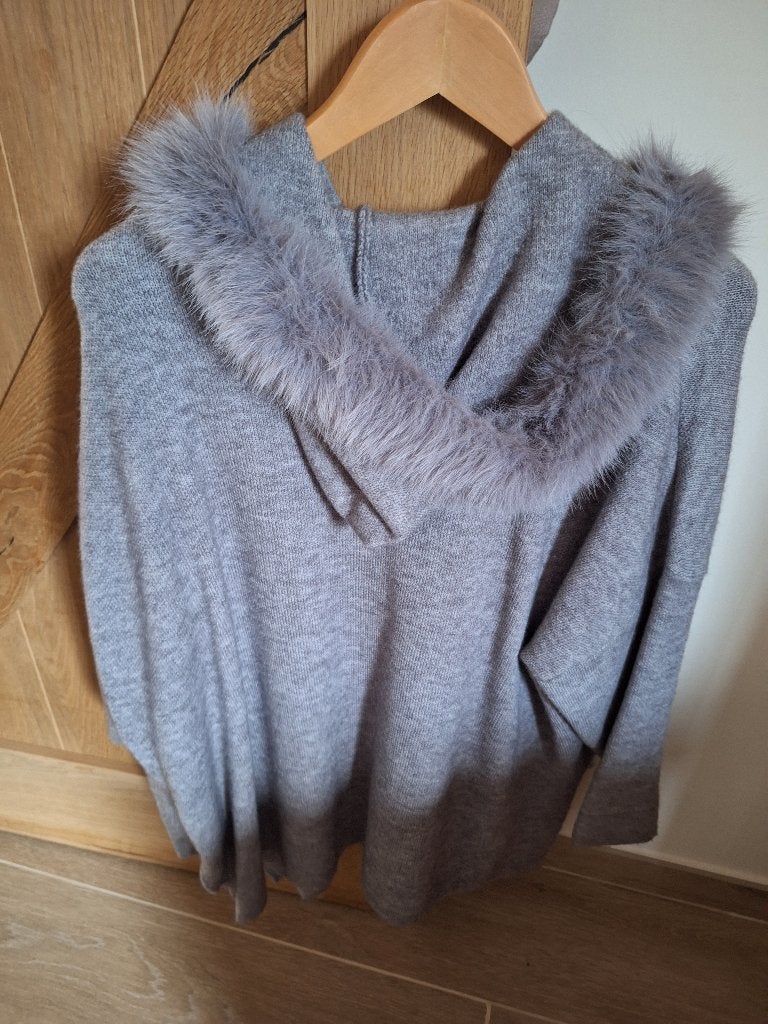 Nieuwe grijze pull, Ophalen, Nieuw