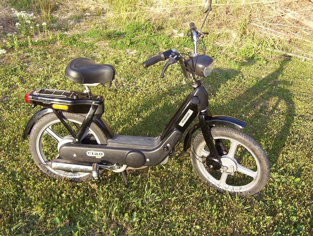 Gezocht brommers b klasse (geel kenteken) voor project, Fietsen en Brommers, Brommers | Overige merken, Ophalen, Klasse B (45 km/u)