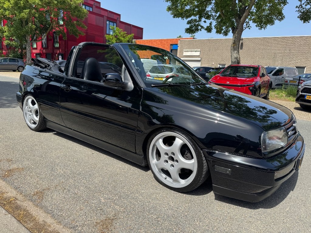 Volkswagen Golf Cabrio 2.3 V5, Auto's, Voorwielaandrijving, 4 zetels, Cabriolet, Leder