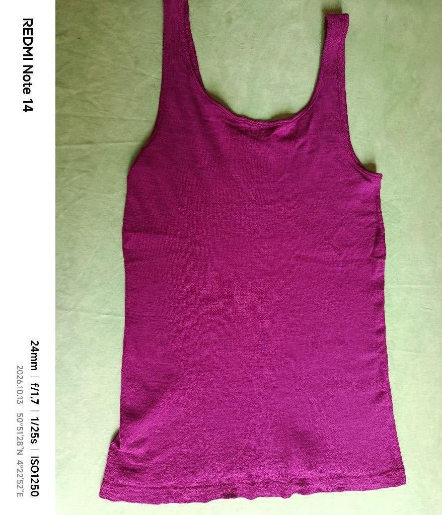 MAILLOT DE CORPS EN LAINE POUR FEMME - TRÈS BON ÉTAT, HOCOSA, Enlèvement ou Envoi, Autres couleurs, Maillot de corps
