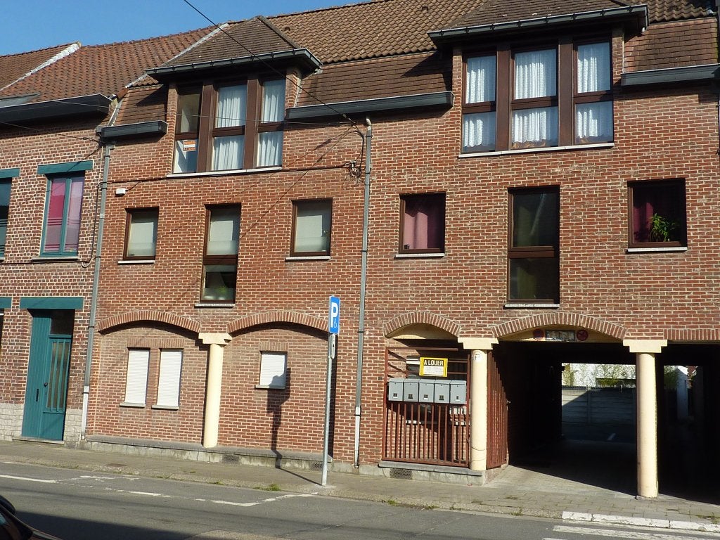 LOCATION UN APPARTEMENT RUMILLIES  2 CHAMBRES + PARKING, Immo, Appartementen en Studio's te huur, Doornik, 50 m² of meer
