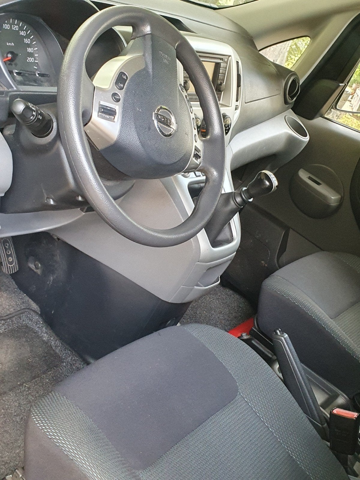 Nissan nv200 2017 à  vendre juste  j'ai un autre opportunit, Autos, Particulier, Achat