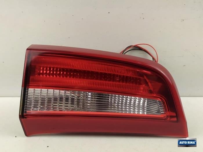 Achterlicht links van een Volvo S60, Gebruikt, -, -, Ophalen of Verzenden