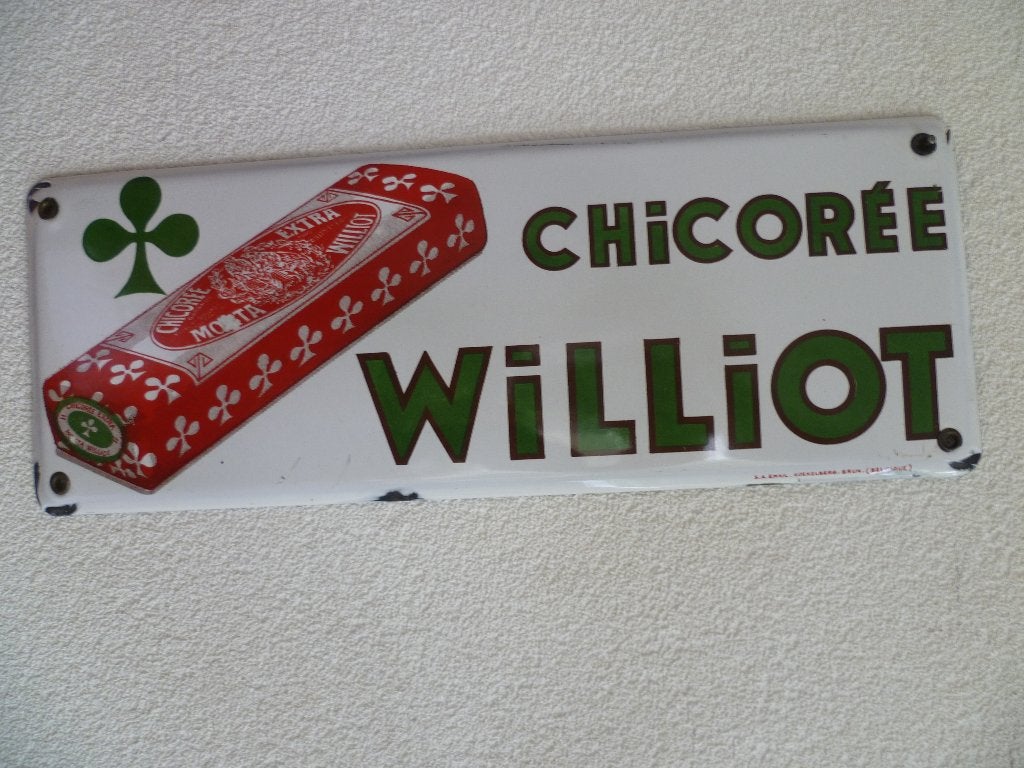 PLAQUE ÉMAILLE  « CHICORÉE WILLIOT »DES ANNÉES 1930, Collections, Enlèvement ou Envoi, Utilisé, Panneau publicitaire