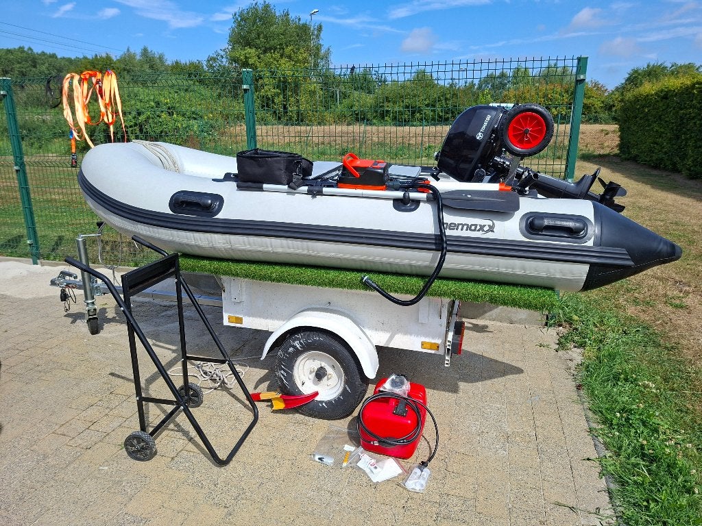TE KOOP met remork nw verlichting, dissel, neuswiel. res wie, Watersport en Boten, Rubberboten, Ophalen, Aluminium, 4 pk, Anker