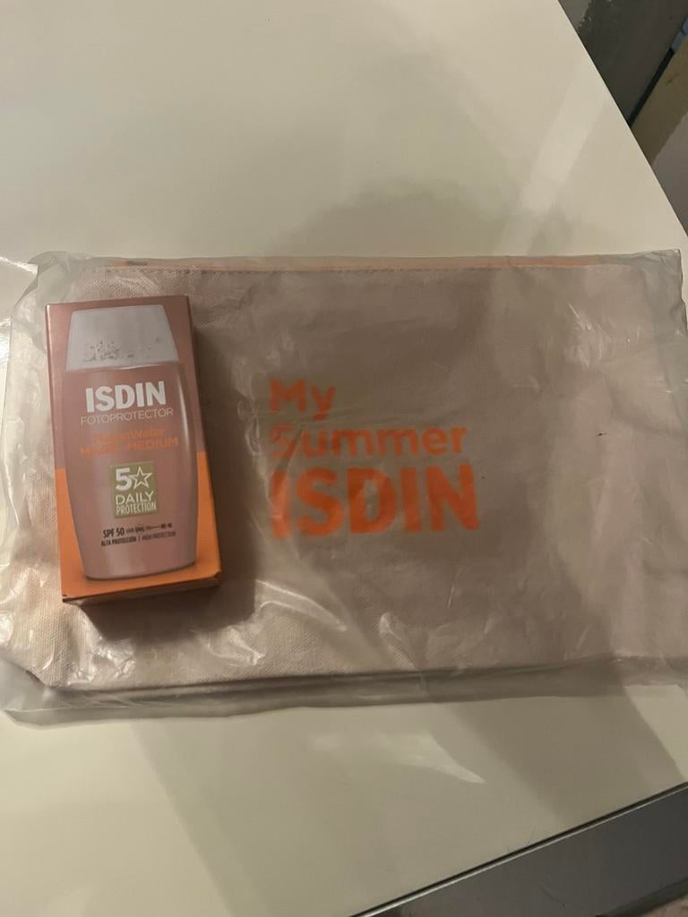 Fotoprotector Fusion Water MAGIC Medium SPF 50, Enlèvement ou Envoi, Comme neuf