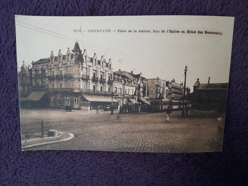 Wenduyne - 23/73 Place de la station, Rue de l'Eglise et ..., Enlèvement ou Envoi, 1920 à 1940, Non affranchie, Flandre Occidentale