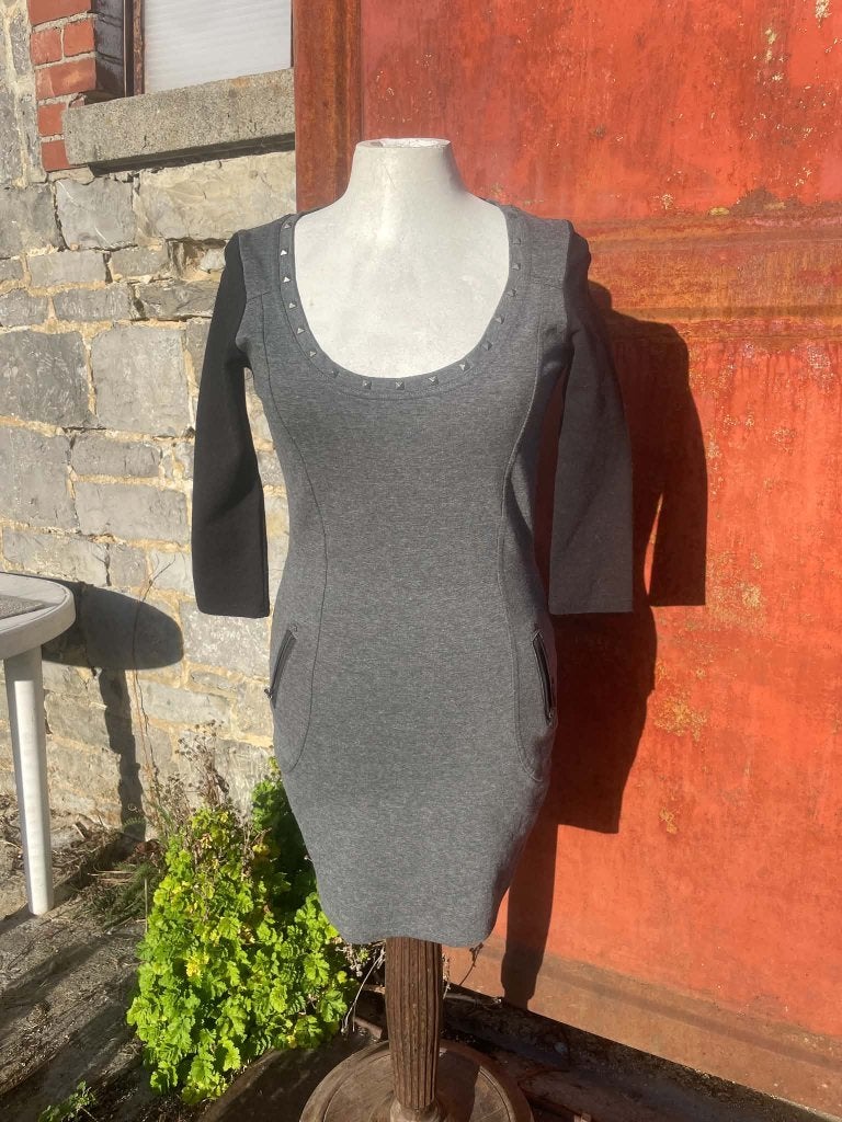 robe sexy taille S, Bsk-bershka, Enlèvement ou Envoi, Porté, Au-dessus du genou