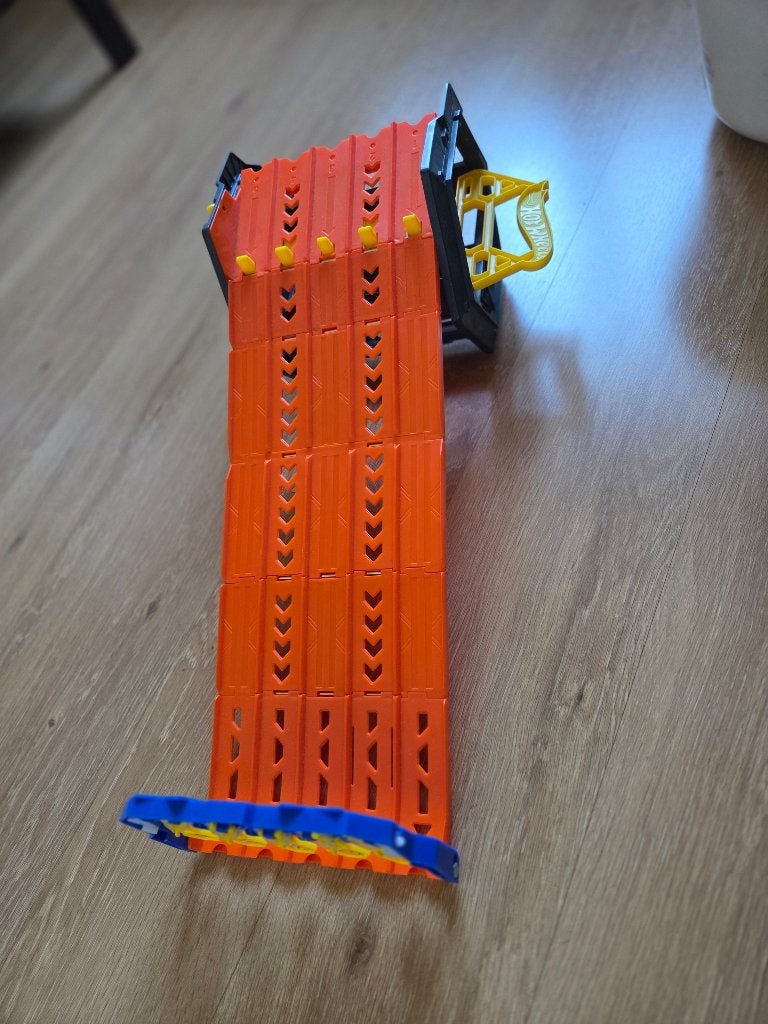hot wheels opvouwbare draagmand racebaan, Racebaan, Ophalen of Verzenden, Zo goed als nieuw, Hot Wheels