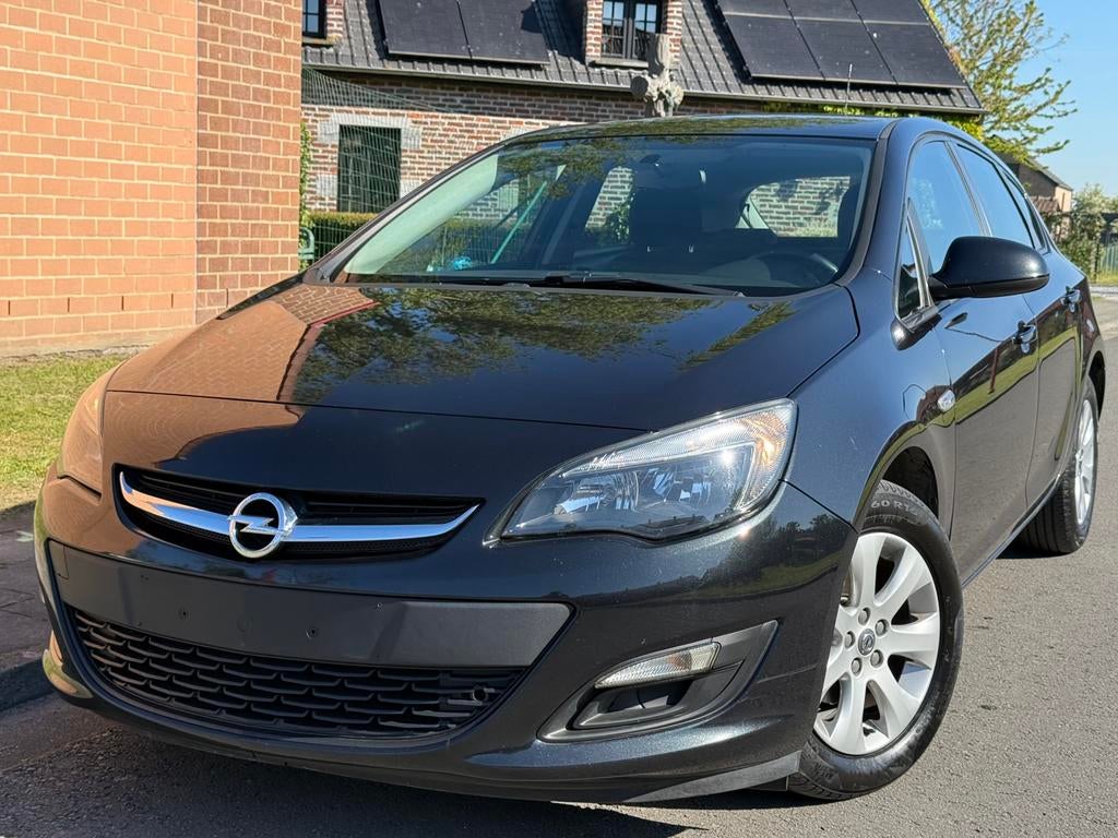 Opel Astra 1.4 BENZIN / 2013 / LEZ 2030 / Airco / CT OK, Euro 5, Achat, Boîte manuelle, Noir