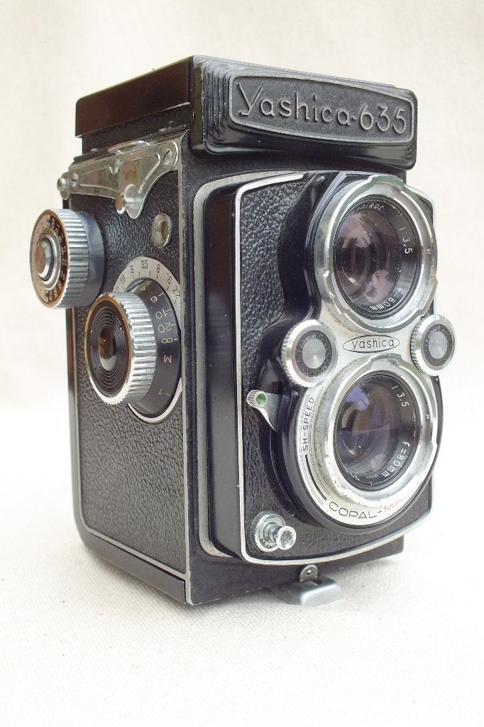 Yashica 635 + insert pour 6x6 et 35 mm, Enlèvement ou Envoi, Utilisé, Reflex miroir, Autres Marques