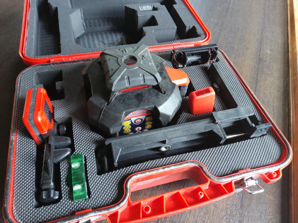 lazer Futech Green WERKTNIETMEER!!, Doe-het-zelf en Bouw, Ophalen, Nieuw