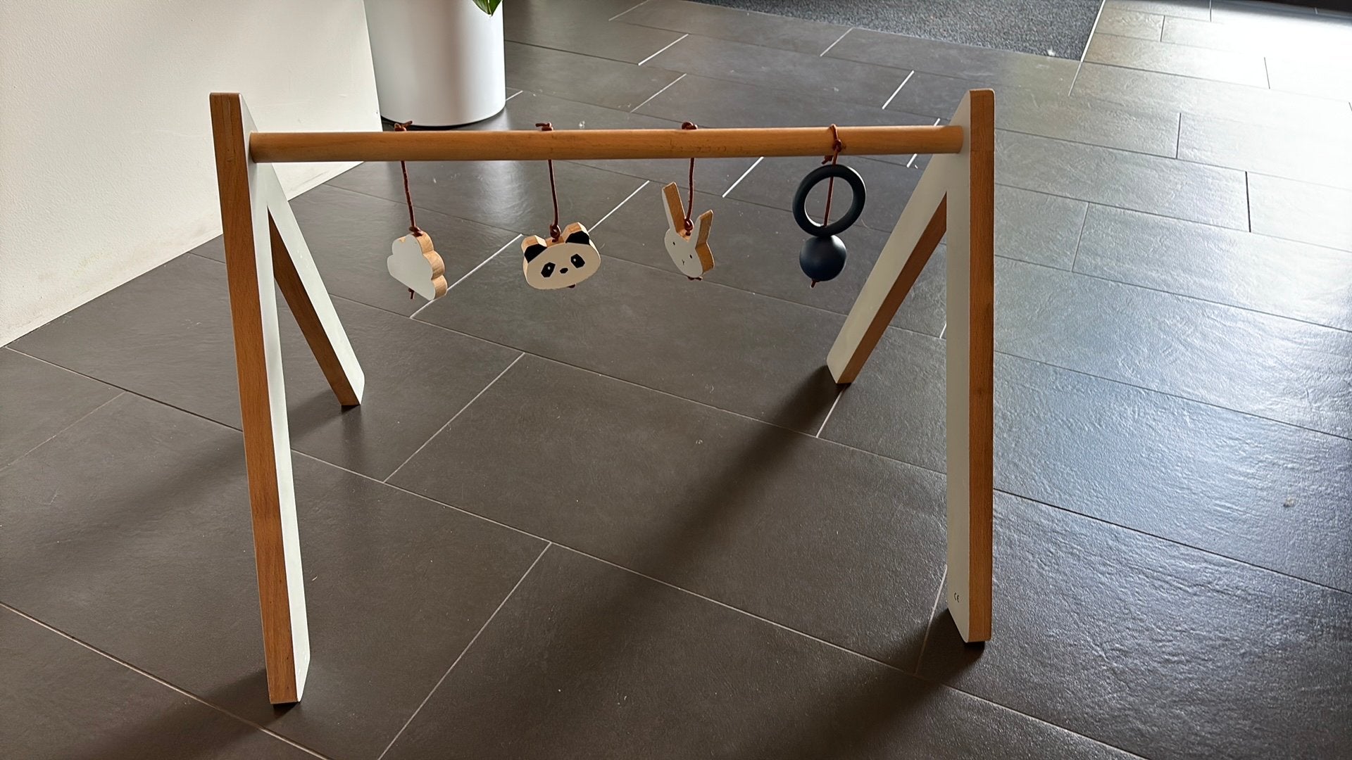 Arche à jouets en bois Liewood, Enfants & Bébés, Enlèvement, Comme neuf