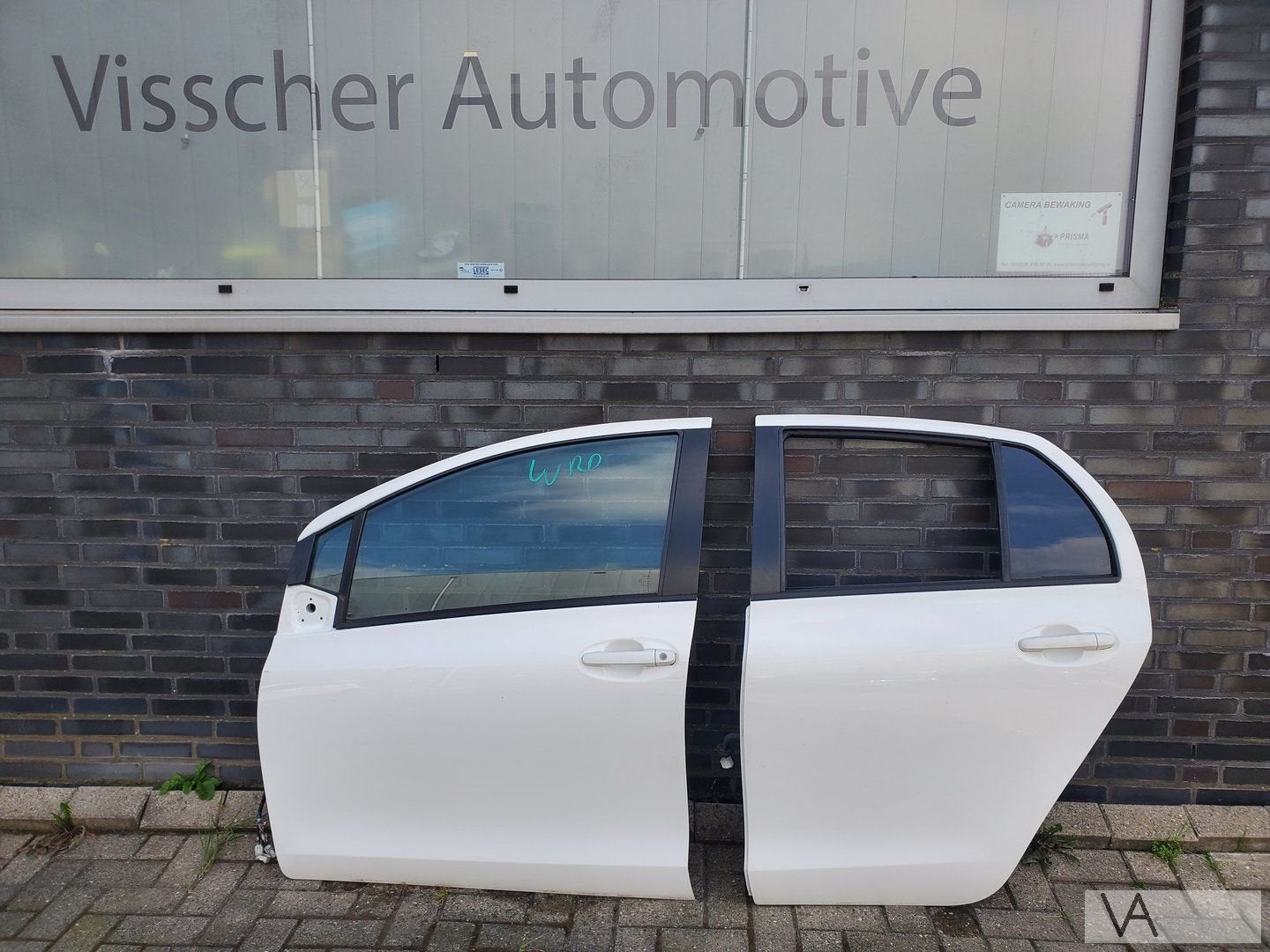 Toyota Yaris 2 2005 -2013 deur portier links achter wit €150, Auto-onderdelen, Gebruikt, -, Deur, -