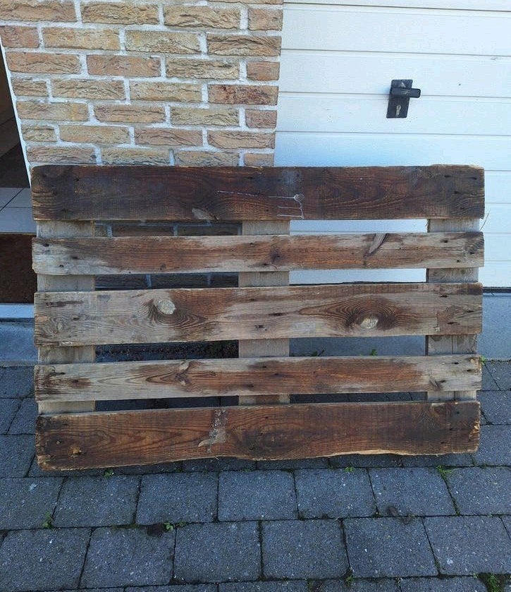 ◼️1 houten pallet gratis