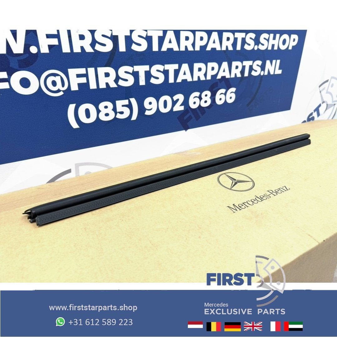 W254 GLC DEUR RUBBER A2547200800 RAAMSNOR ZWART Mercedes GLC, Auto-onderdelen, Gebruikt, -, Ophalen of Verzenden, -