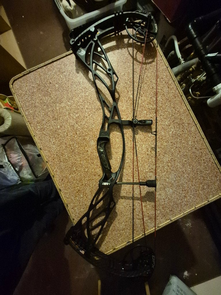 Hoyt defiant 34, Ophalen, Gebruikt, Compoundboog