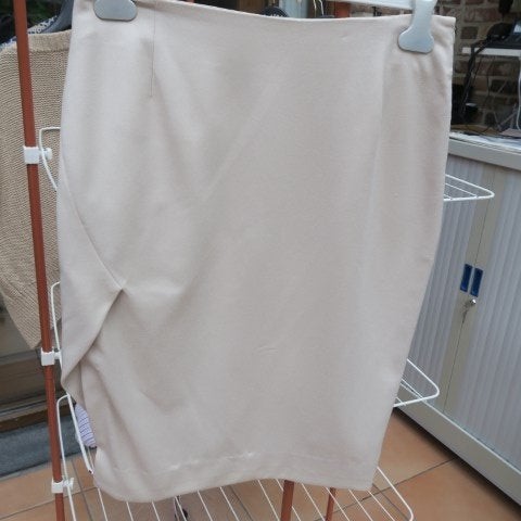 Rok beige wol Brunello Cucinelli mt 42 (it 46), Kleding | Dames, Rokken, Brunello Cucinelli, Beige, Maat 42/44 (L), Nieuw