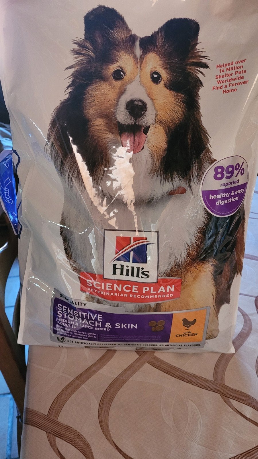Croquettes chiens, Enlèvement