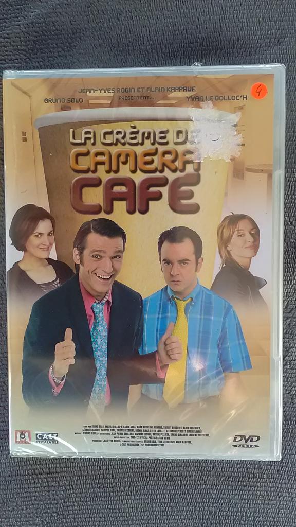 DVD "La crème de Caméra Café" Volume 1 (2001) NEUF !, Tous les âges, Enlèvement ou Envoi, Neuf, dans son emballage, Comédie