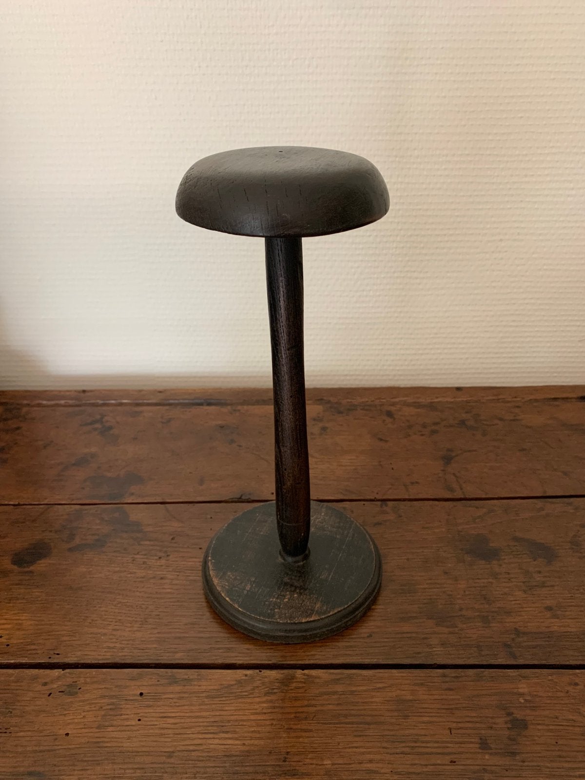 Oude houten hoedenhouder 26cm hoog, Antiek en Kunst, Ophalen of Verzenden