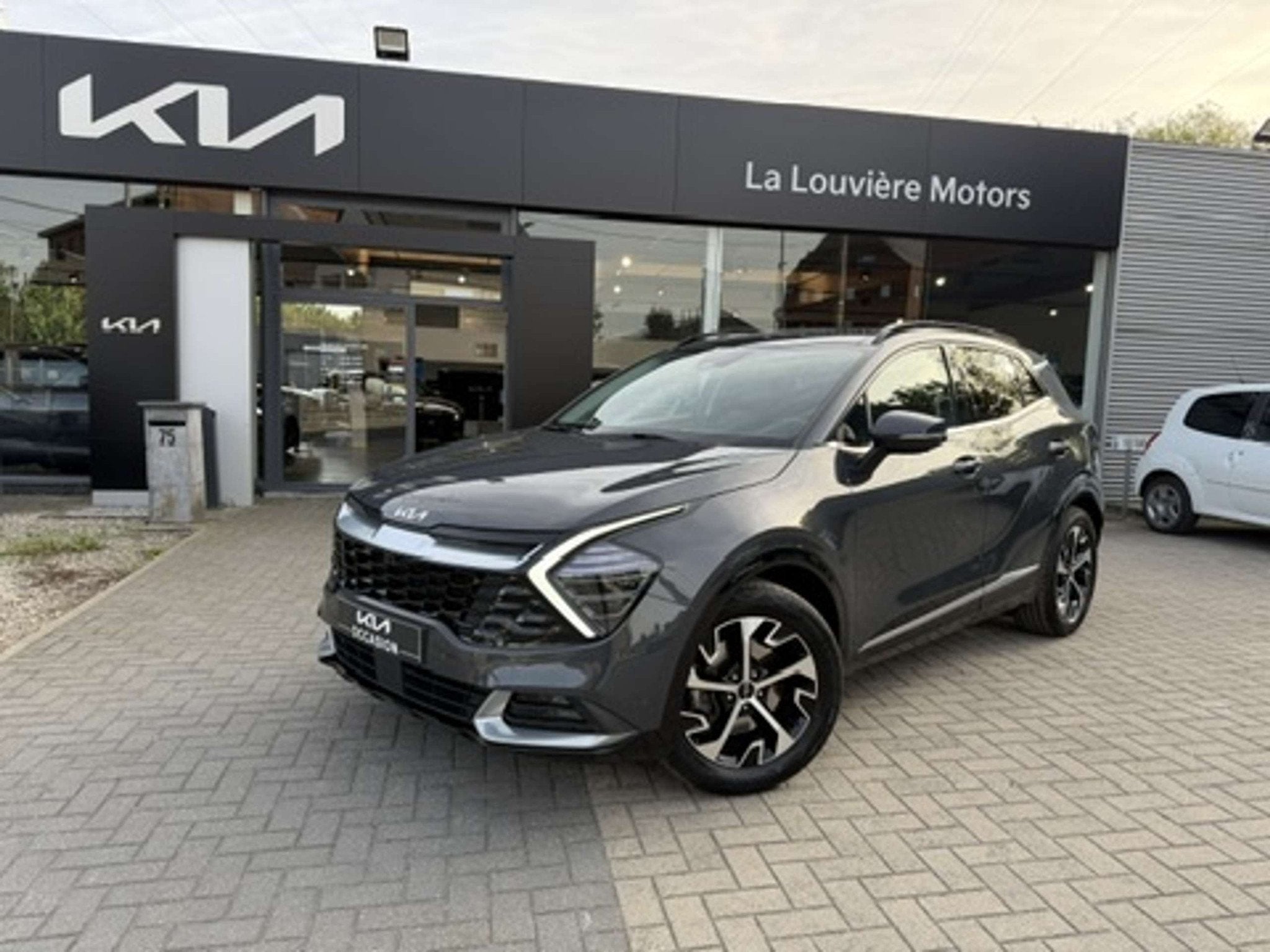Kia Sportage Sportage 1.6 T-GDi MHEV Pace DCT * FULL * CLIM, Autos, Cuir, Achat, Noir, 5 portes