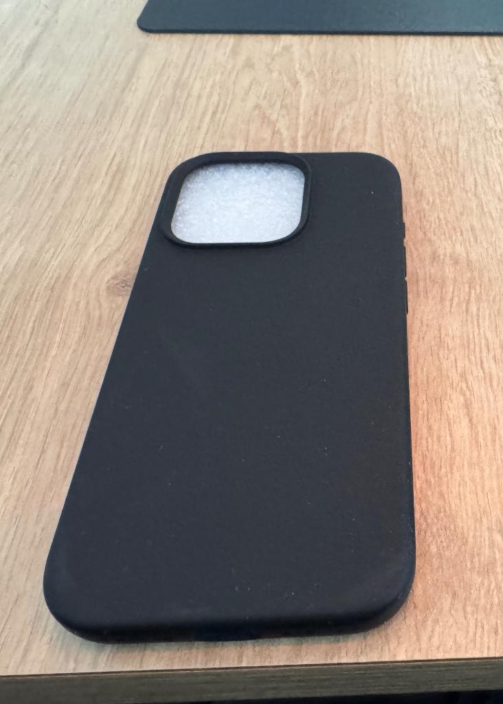Liquid Silicone Backcover Apple iPhone 15 Pro - Zwart, Ophalen of Verzenden, Nieuw, Frontje of Cover