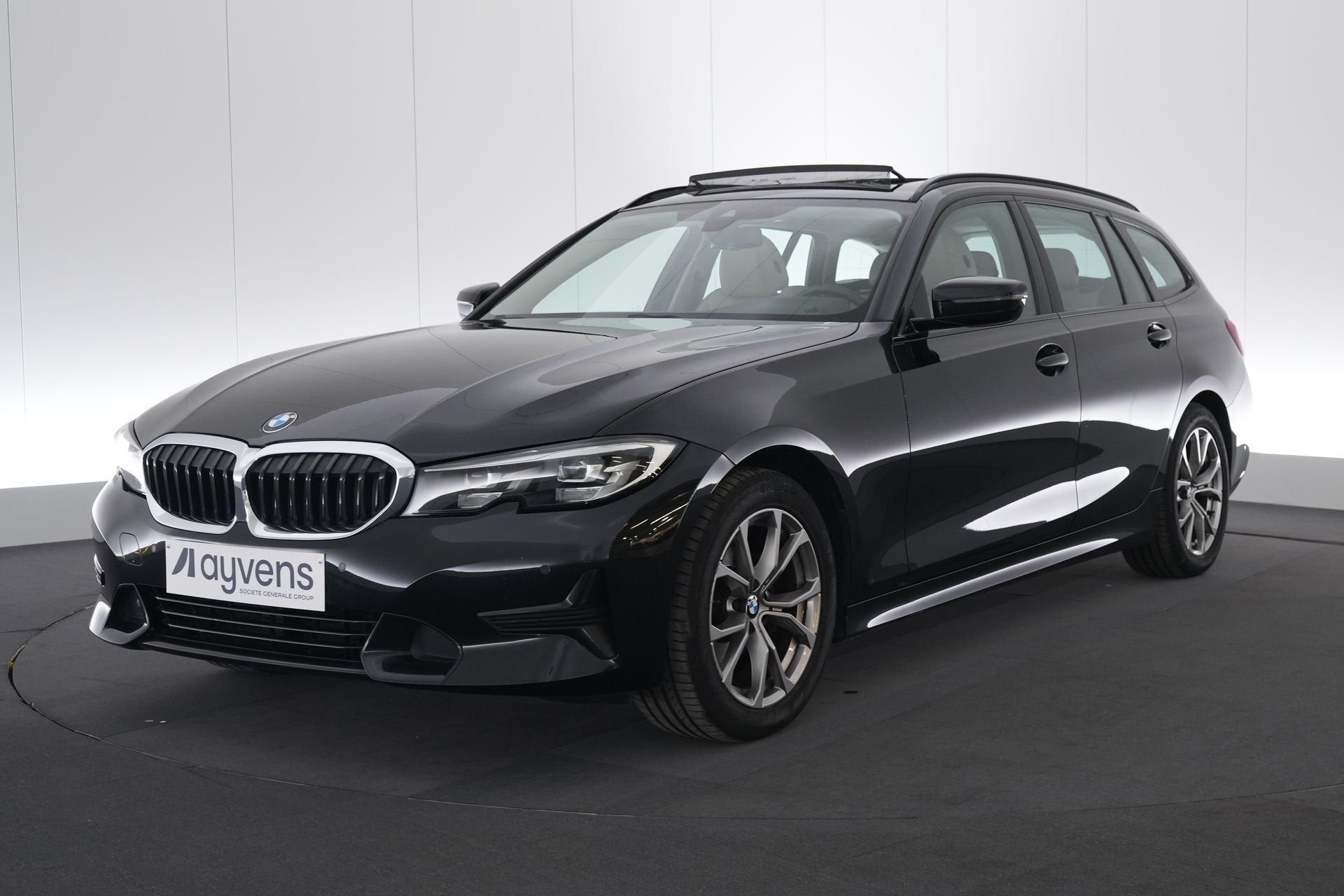 (2AUG994) BMW 3 TOURING, Auto's, Automaat, Achterwielaandrijving, Zwart, Leder