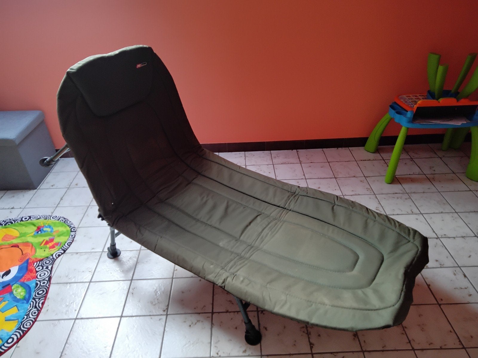 Bedchair, Ophalen