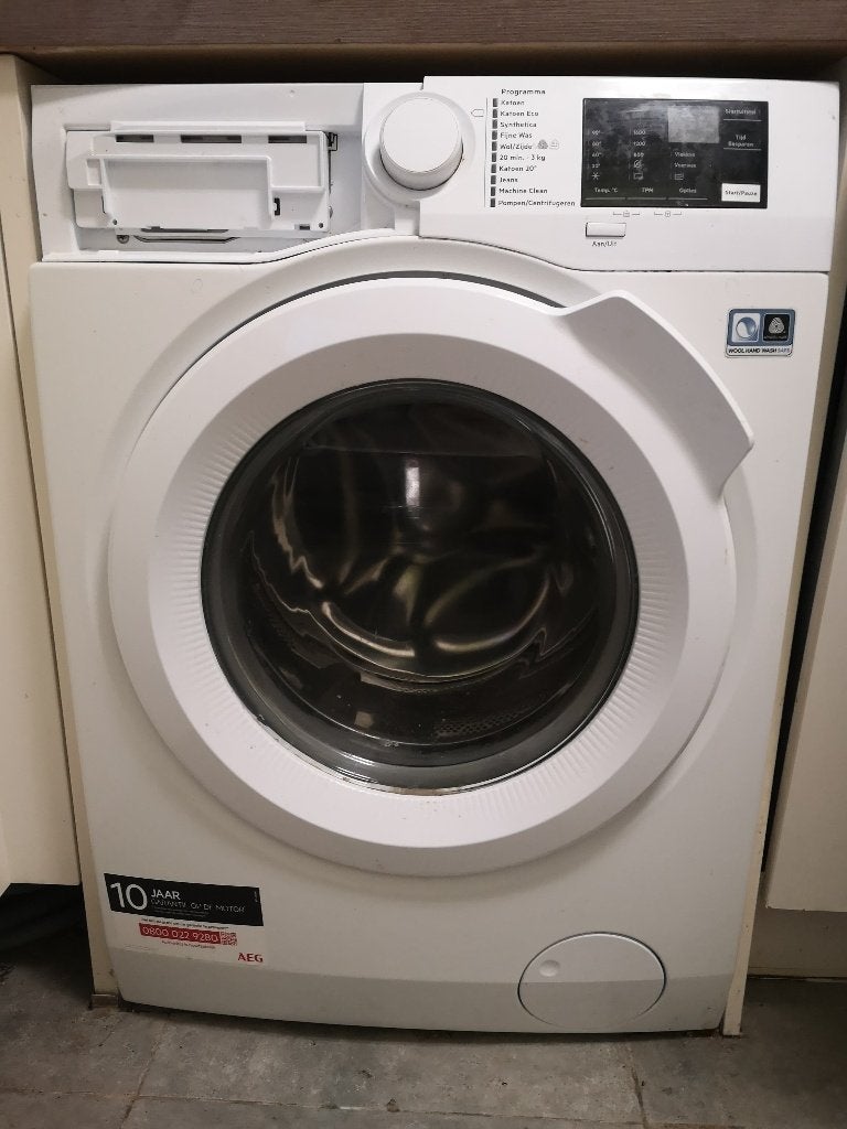 Lage-linge AEG 6000 series A+, Electroménager, 1200 à 1600 tours, 6 à 8 kg, Chargeur frontal, Enlèvement