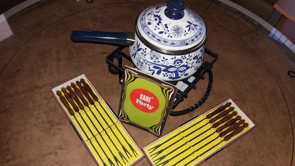 ensemble/assiettes à fondue, Enlèvement ou Envoi, Assiettes(s)