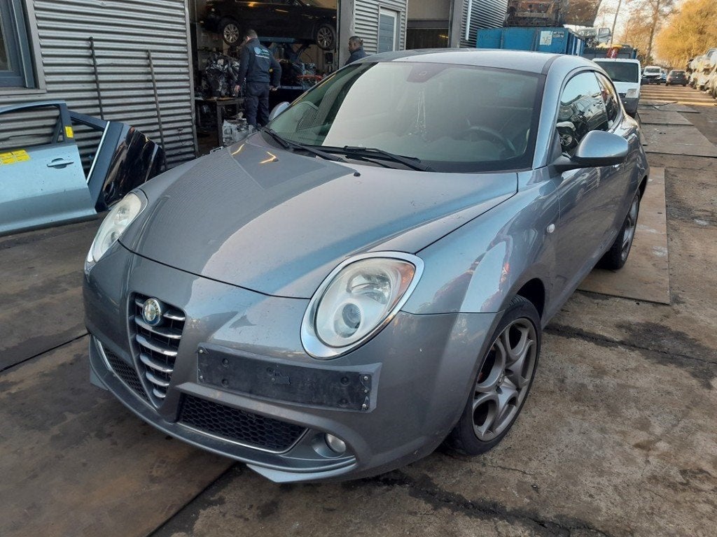 CARDAN AVANT GAUCHE (TRANSMISSION) Alfa Romeo MiTo (955), Stellantis Europe S.p.A, IPC D1-09 Bahnhofsplatz
65423  Rüsselsheim am Main, DE