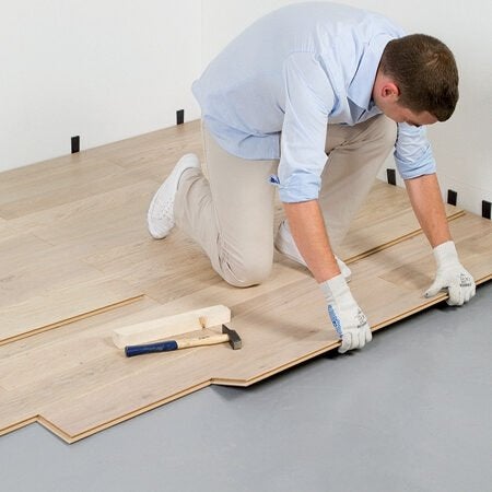 pose parquet BRUXELLES - BON PRIX, Bricolage & Construction, Planches & Dalles, Parquet, Enlèvement