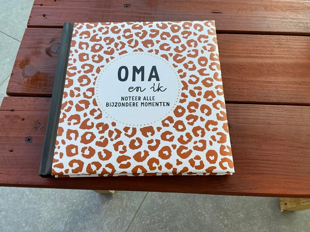 Boek, Audio, Tv en Foto, Fotoalbums en Accessoires, Ophalen, Zo goed als nieuw