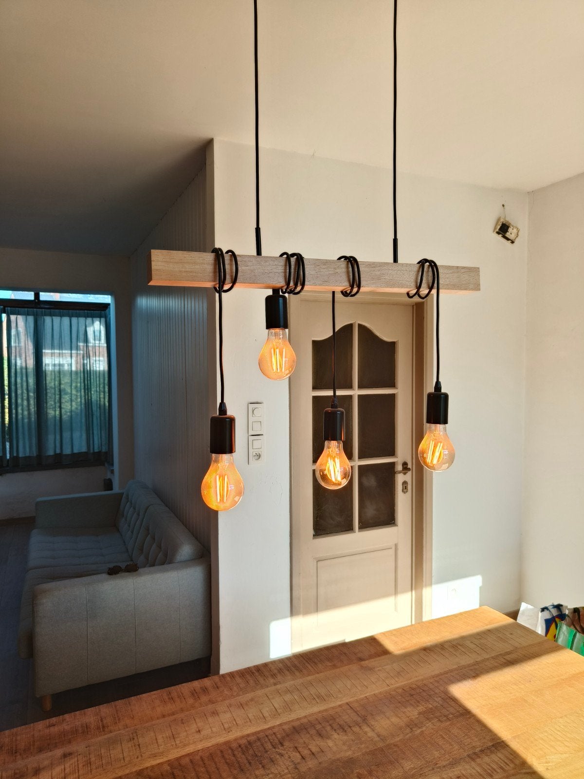 Eglo townshend hanglamp. 4 lichts. eikenhout., Huis en Inrichting, Lampen | Hanglampen, Ophalen, Gebruikt, Scandinavisch, E27 (groot)