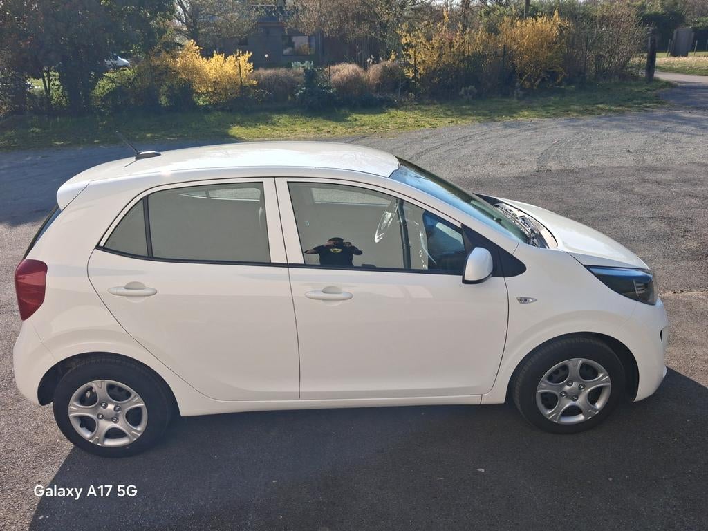 Kia Picanto 1.0 essence (SEULEMENT 7800 KM), Particulier, Achat