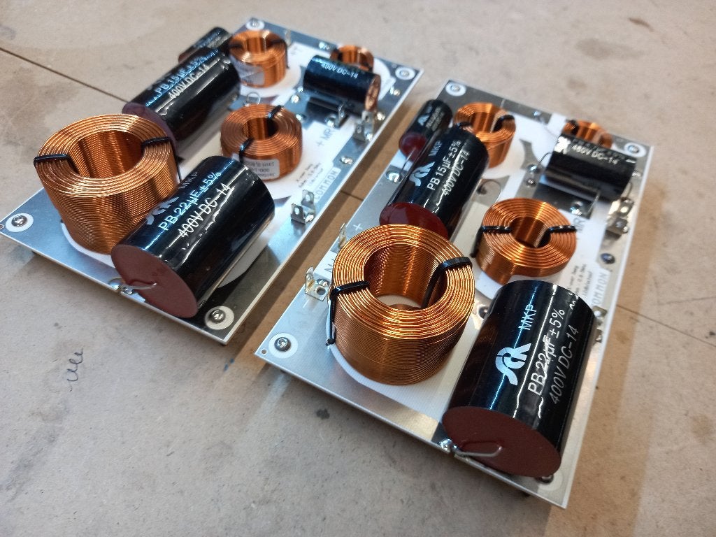 2 x Crossover 3 voies 8 ohms - 800 hz/5 000 hz - 12 dB/octav, TV, Hi-fi & Vidéo, Neuf, Autres marques, Enlèvement ou Envoi, Bass-reflex