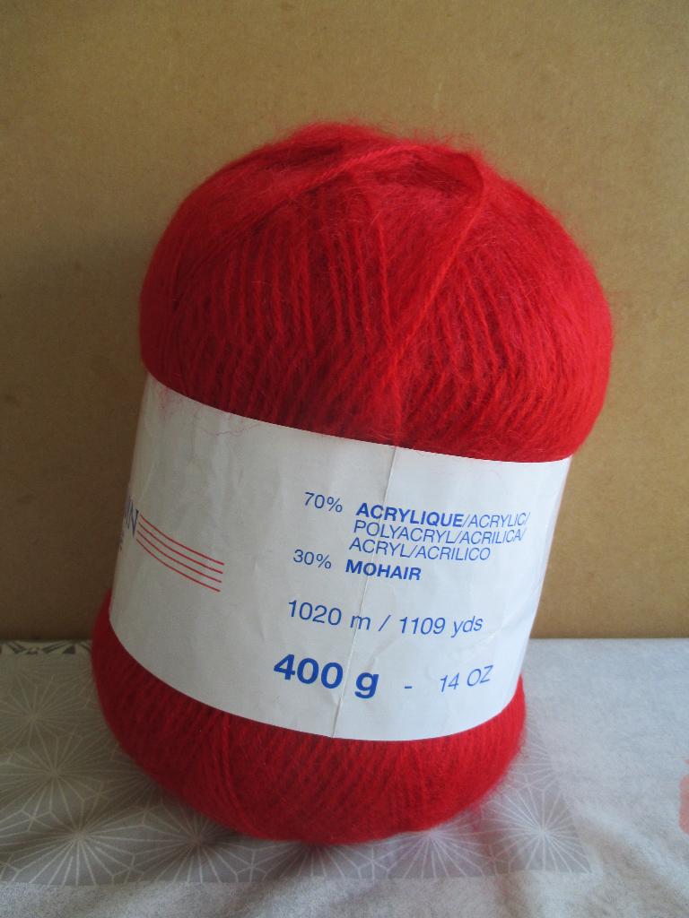 wol rood mohair 400 gram, Hobby en Vrije tijd, Ophalen of Verzenden, Nieuw, Breien of Haken, Wol of Garen