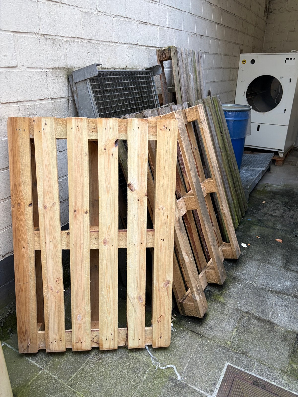 Pallets om weg te geven, Ophalen, Gebruikt