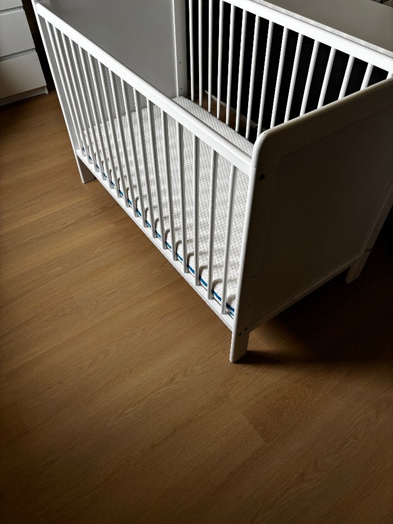 Kinderbed met Aerosleep matras en toebehoren, Kinderen en Baby's, Gebruikt, Minder dan 140 cm, Minder dan 70 cm, Ophalen