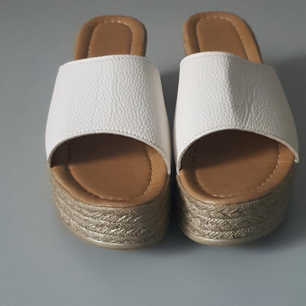 Sandale été légère , taille : 40