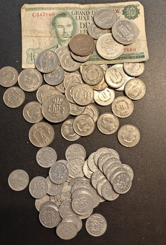 ancienne monnaie luxembourgeoise, Enlèvement, Monnaies et Billets de banque
