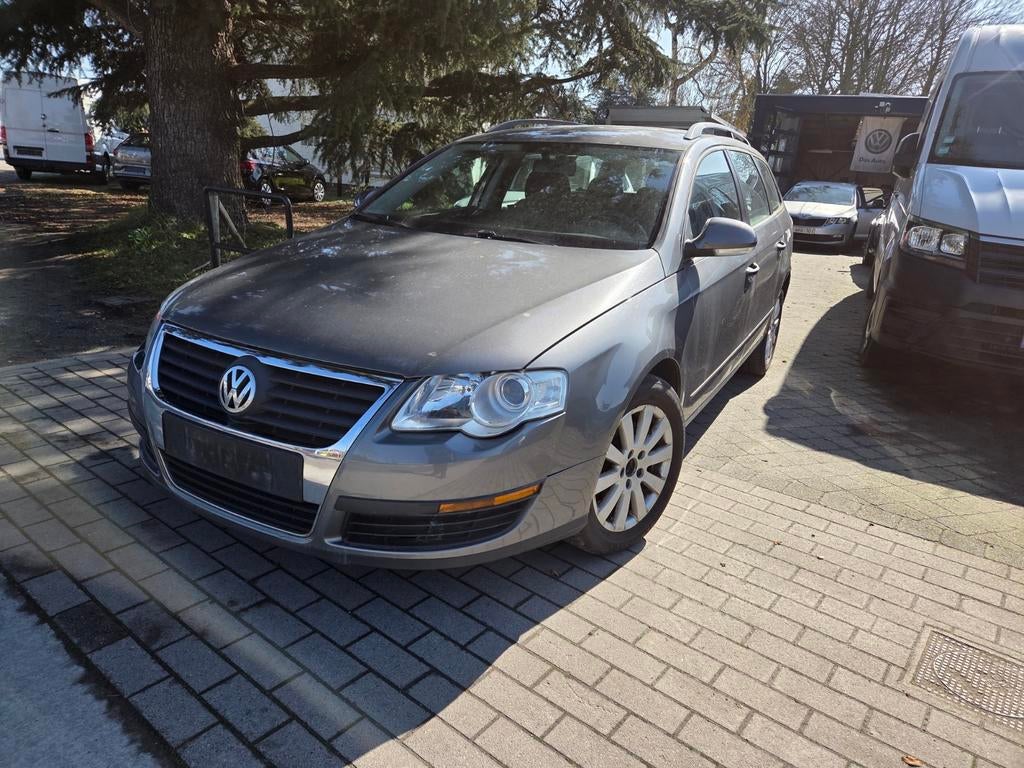 Vw Passat variant 1.6i benzine lez free, Auto's, Volkswagen, Voorwielaandrijving, 75 kW, Stof, 1599 cc