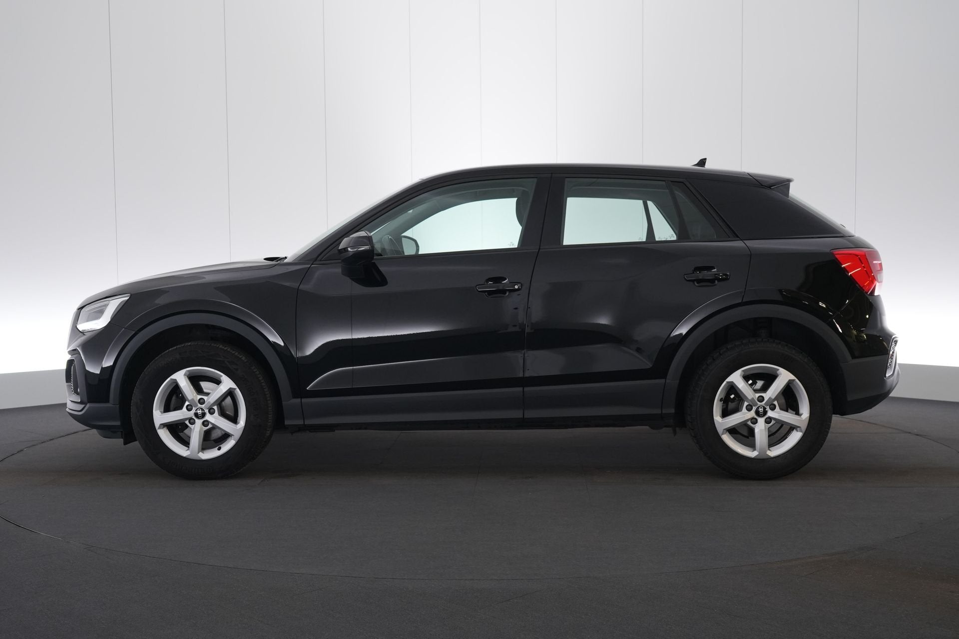 (2BWQ781) AUDI Q2, Achat, Entreprise, 5 portes, https://public.car-pass.be/vhr/c833ca73-dd3b-4928-8c69-ef84b6eaa83d