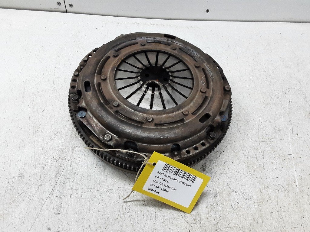 VLIEGWIEL DUBBELE MASSA Seat Alhambra (7V8 / 9), Gebruikt, Service@seat.de, Seat Deutschland GmbH, Seat