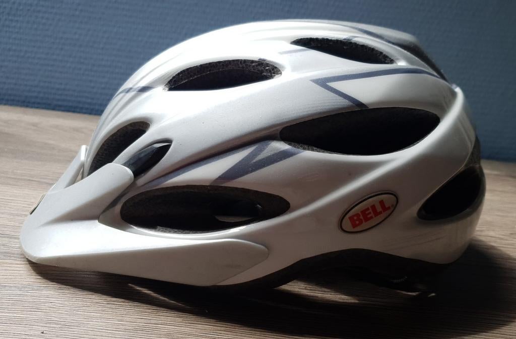 Bell Piston fietshelm S-L  (54 – 61 cm), Ophalen of Verzenden, Zo goed als nieuw, Bell, L