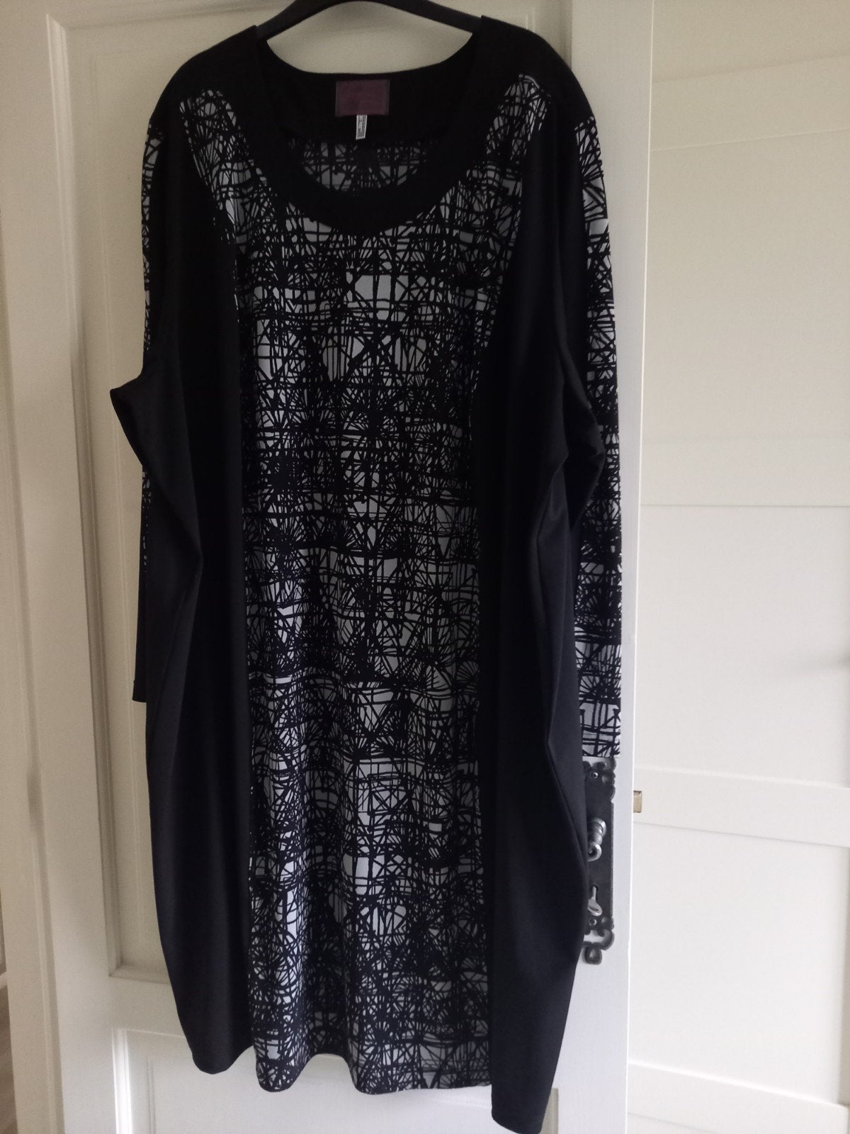 nieuw kleed Chalou MT58/60 oksel-oksel 82cm lengte 1,16m, Kleding | Dames, Grote Maten, Ophalen of Verzenden
