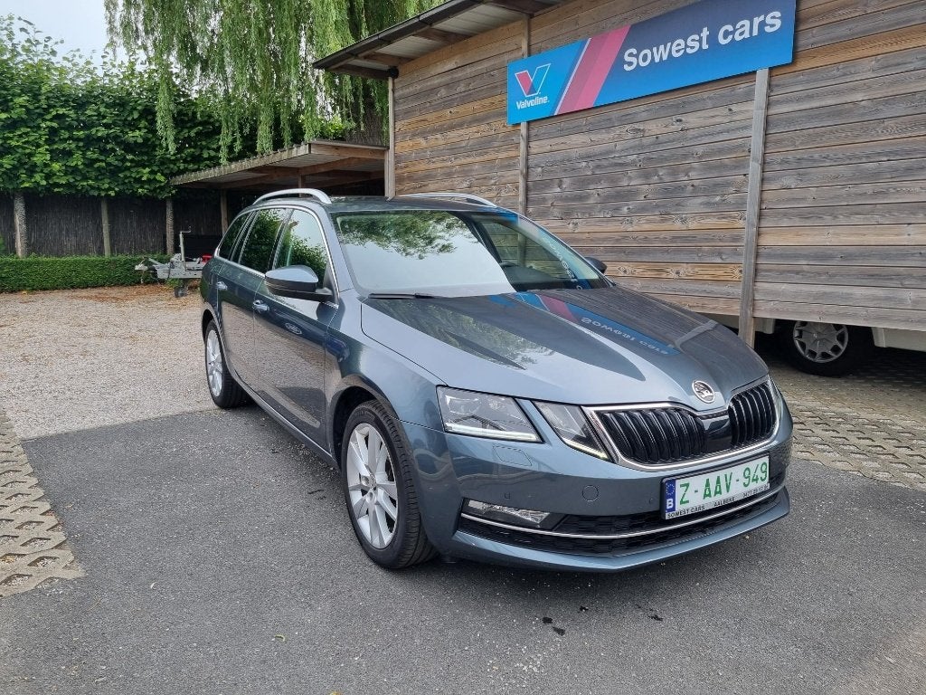 SKODA OCTAVIA BREAK, Autos, Skoda, Cuir, Essai à domicile, Achat, Entreprise